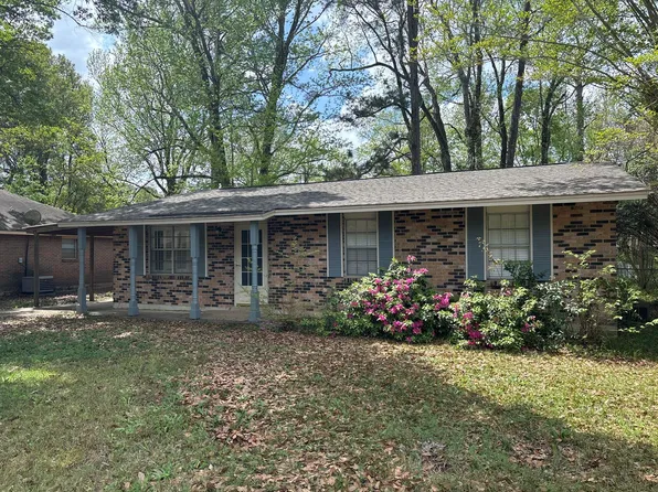 6411 Pinebrook Dr, Montgomery, AL 36117