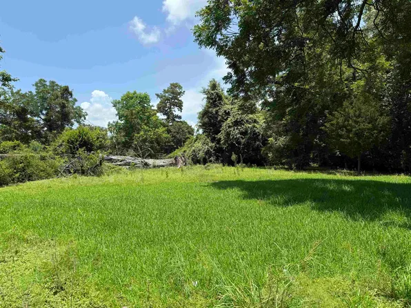 1730 Barkins Ave, Orange, TX 77630