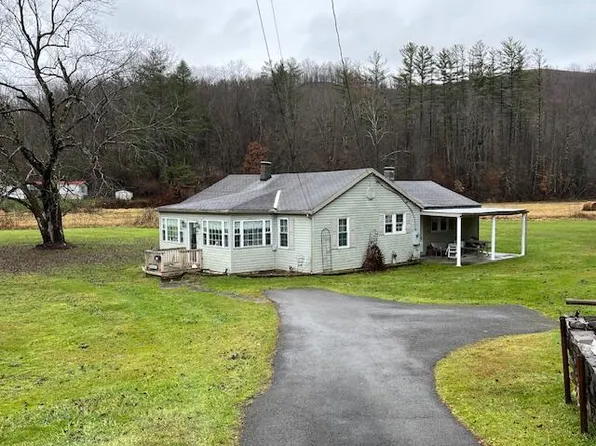 2533 Scenic Hwy, Summersville, WV 26651