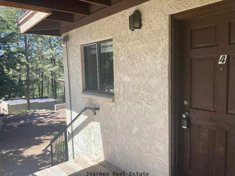 312 Bridge St — Photo 9