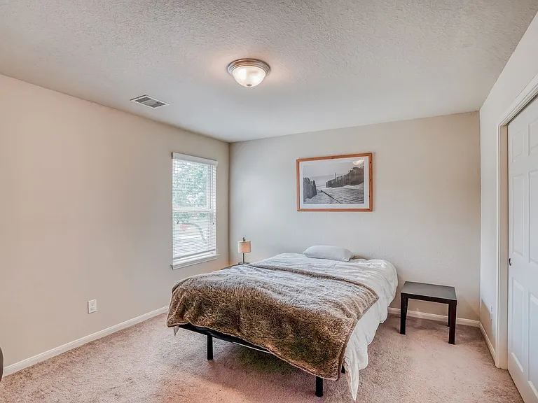 4031 Guild Meadows Dr — Photo 11