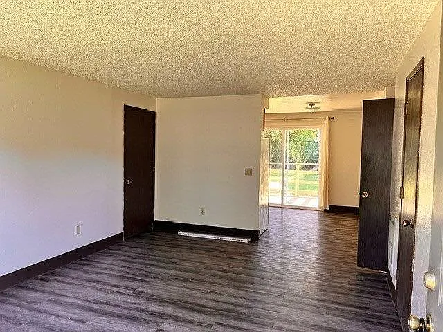 2 bed, 750 sqft, $1,250 — Photo 4