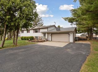 1746 W Russell Rd, Janesville, WI 53545
