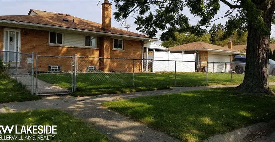 2nd image of 35710 Lucerne St
