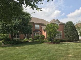 3801 Chesapeake Rd, Saint Charles, IL 60175