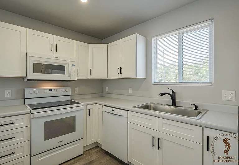 101 Elm Ave #B — Photo 7