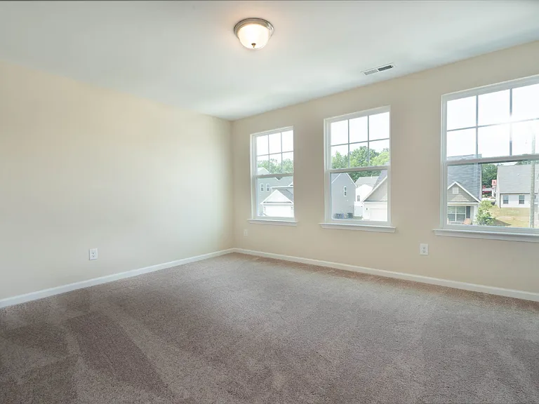 137 Princeton Hill Dr — Photo 5