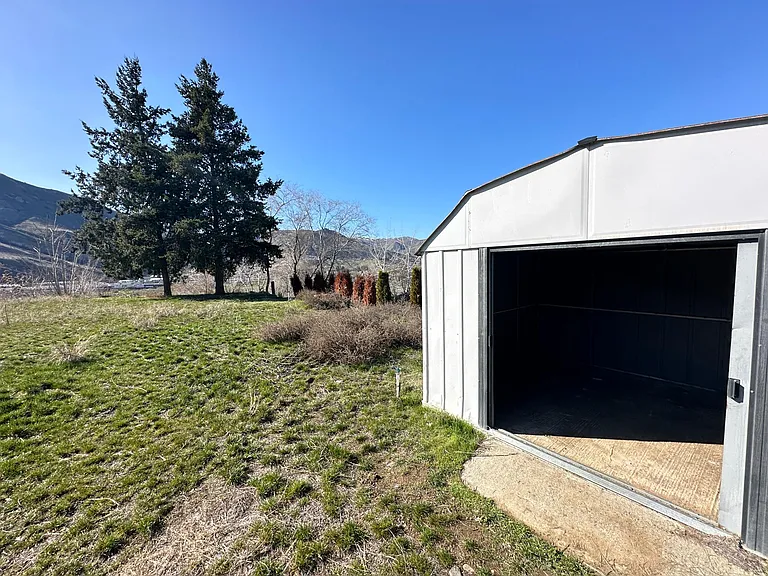 500 Rock Island Rd — Photo 6