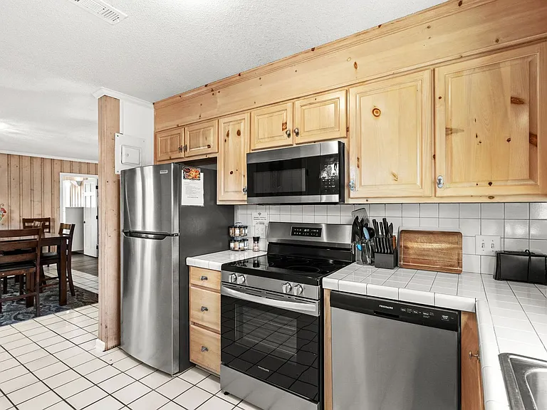 4308 S Ocean Blvd — Photo 9