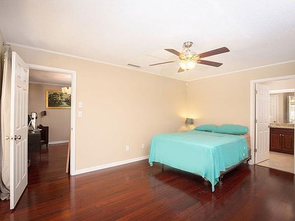 5th image of 2215 King Charles Ct