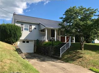 210 3rd Ave, Ripley, WV 25271