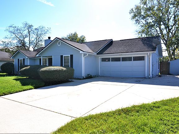 3rd image of 2272 Felucca Dr