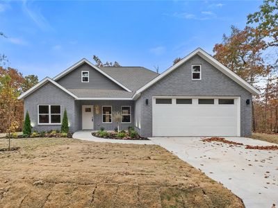 1 Bowmore Cir, Bella Vista, AR, 72715