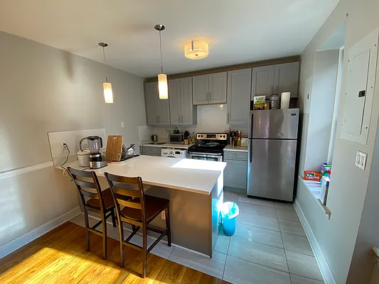 Rented by Mdays Realty | media 2