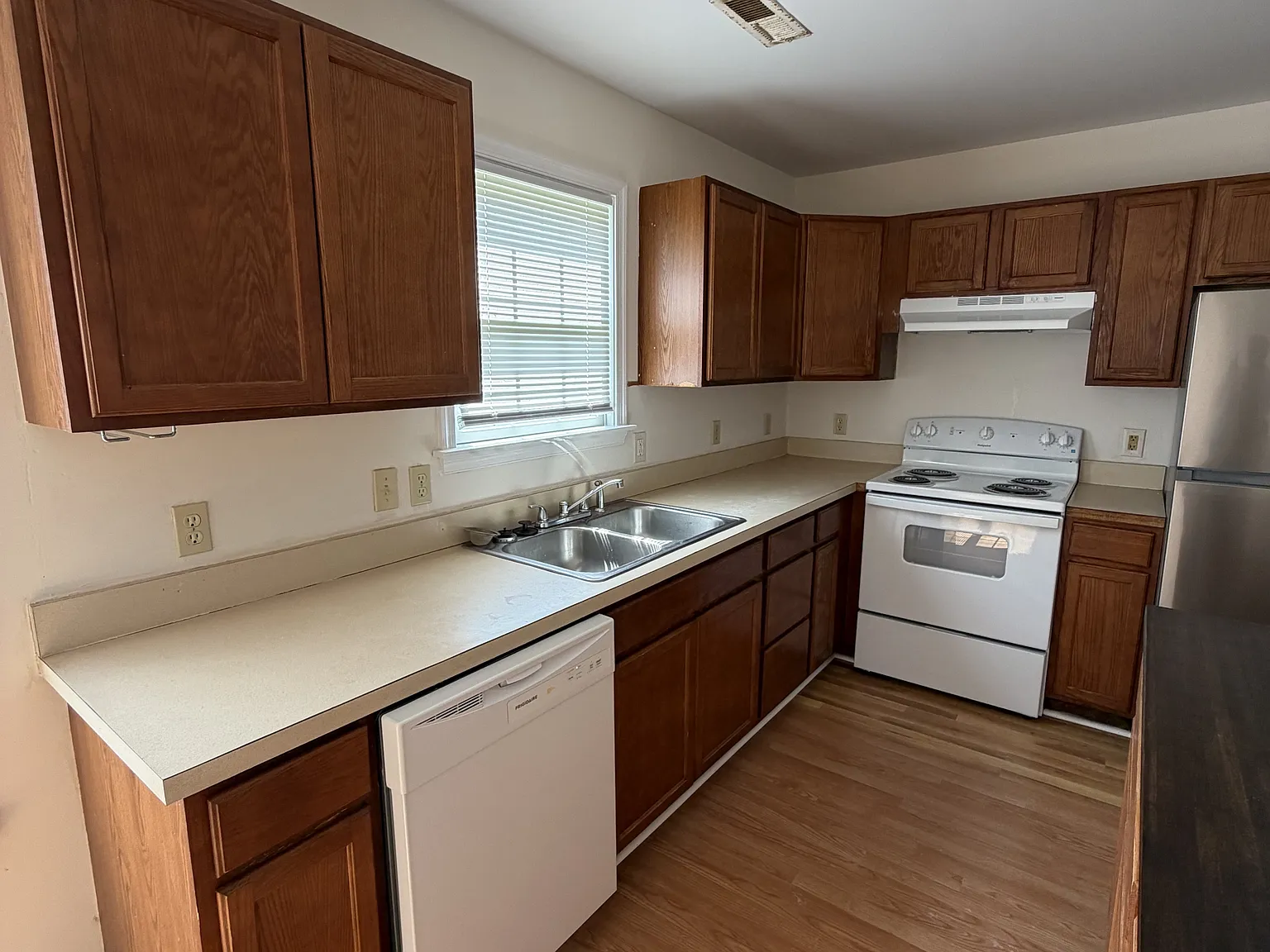 808 Hammond Street - 1 — Photo 4