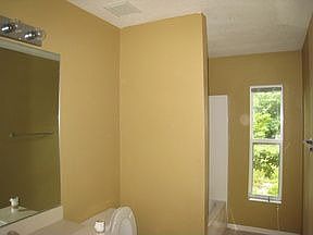 3rd image of 944 SW Jacqueline Ave