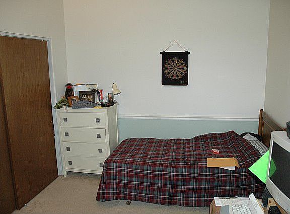 2nd main bedroom
