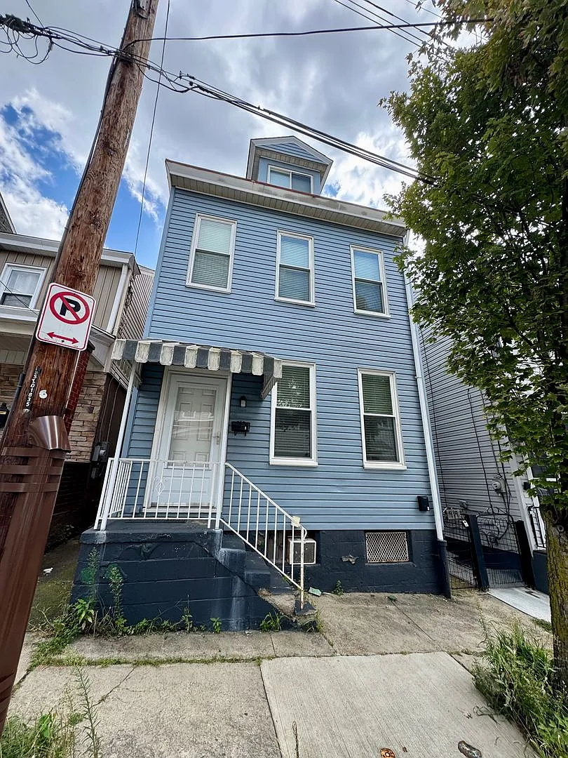 419 Taylor Street (Full Service) — Photo 1