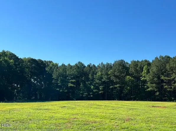 153 Big Pine Rd, Clayton, NC 27520