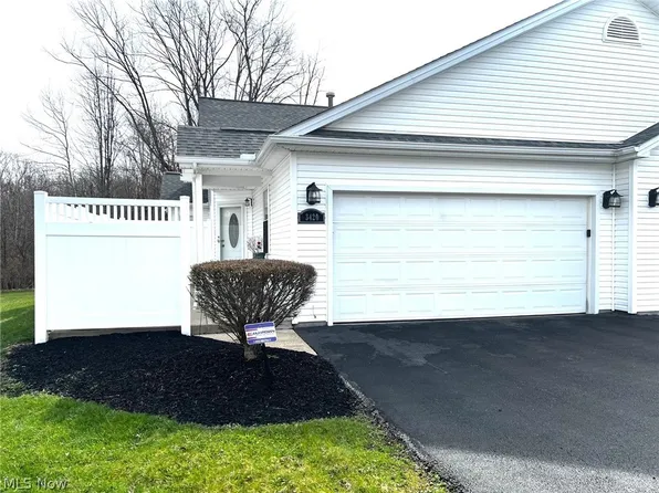 3420 Orchard Ct, Warren, OH 44484