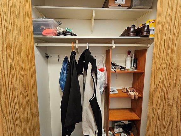 5th image of UNIT 202-201 3rd AVENUE W