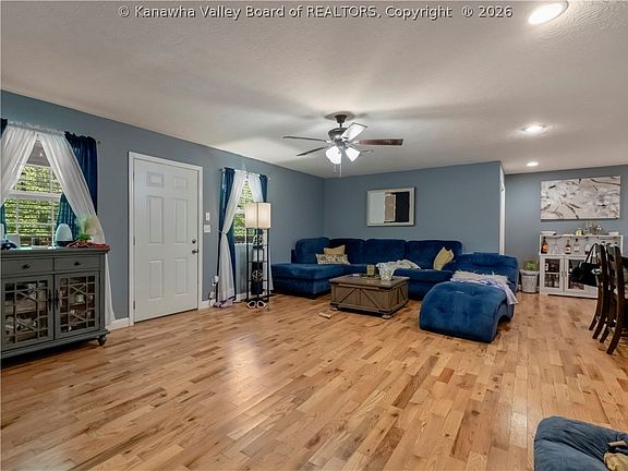 3rd image of 7000 Blue Sulphur Rd