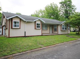 2324 W High St, Springfield, MO 65803