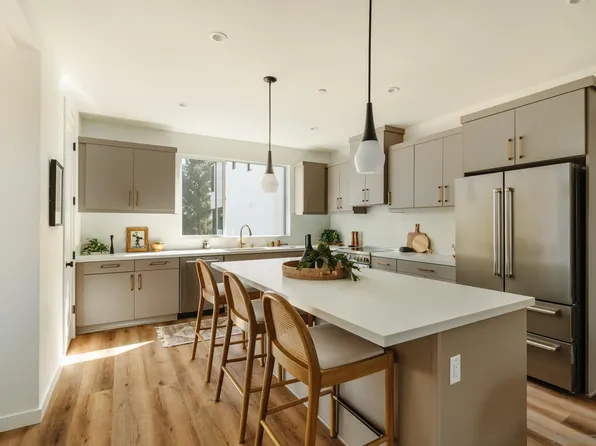 3863 N Riley Ln, Los Angeles, CA 90065