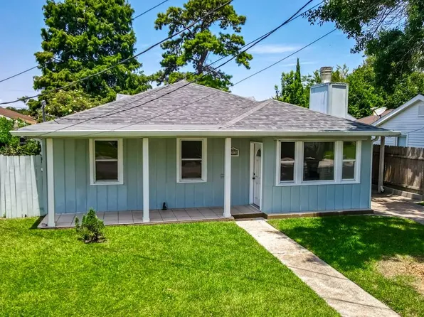 2916 Ivy Pl, Chalmette, LA 70043