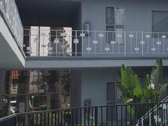 3rd image of 7025 Sepulveda Blvd APT 20