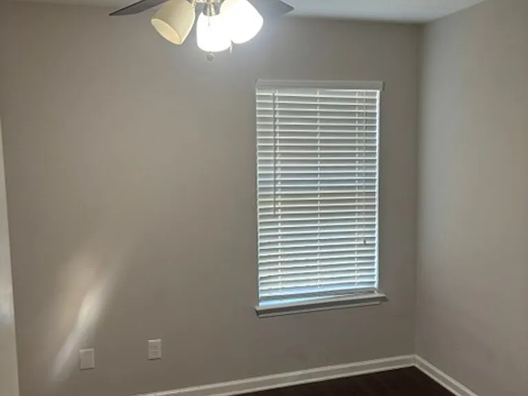 5036 Reynolds Way — Photo 6