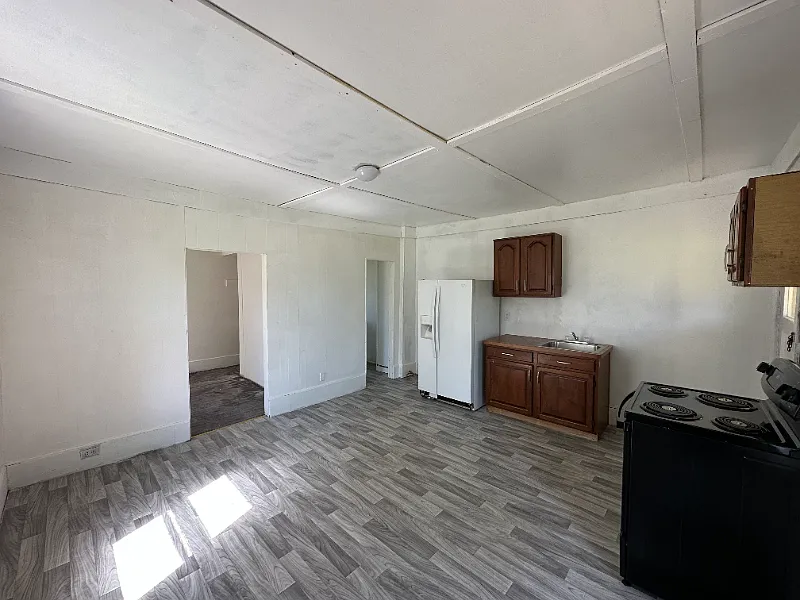 1 Bed/1Bath Unit in Slavic Village — Photo 2