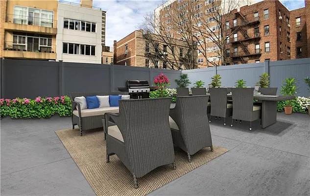 Rented by 18 REALTY | media 2