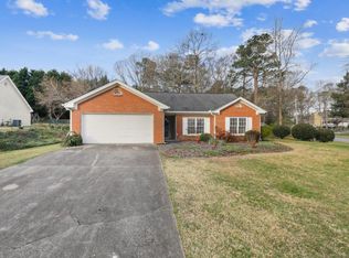 2101 Brook View Ln, Grayson, GA 30017