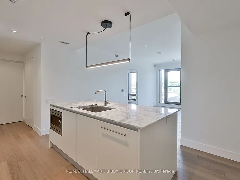 1414 Bayview Ave #304 — Photo 9