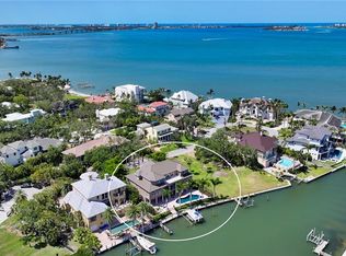 975 Whitakers Ln, Sarasota, FL 34236