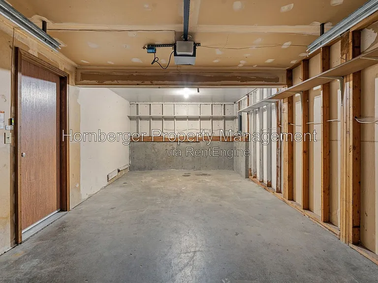 1721 N Glenn Rd — Photo 23