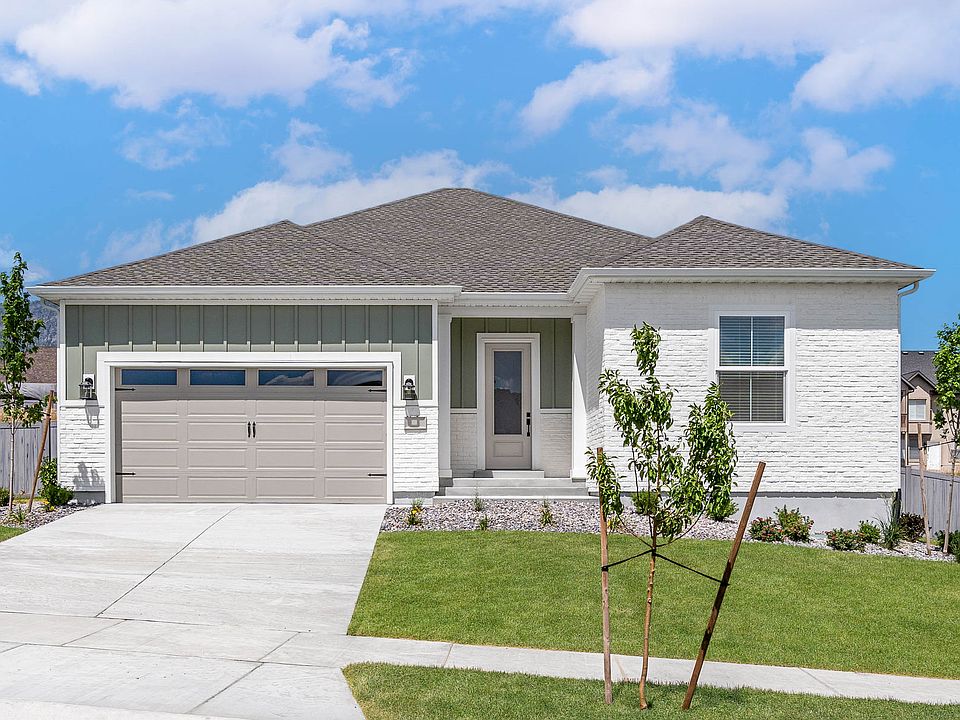 The Harmony is a beautiful single-story home with four bedrooms and chef-ready kitchen.
