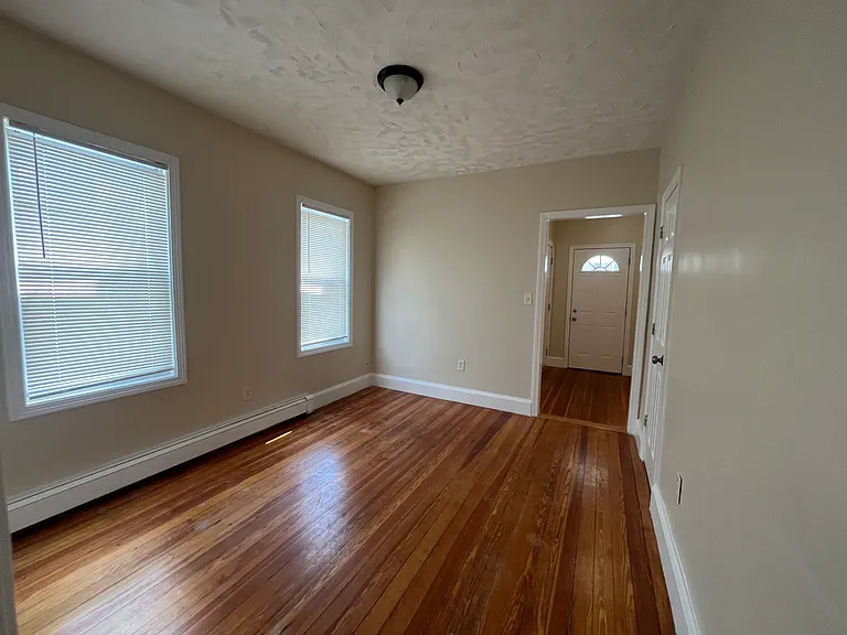 12 Crowell St #2 — Photo 9
