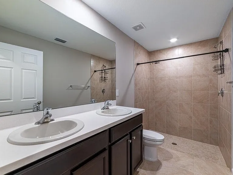 2372 SE Maslan Ave — Photo 30