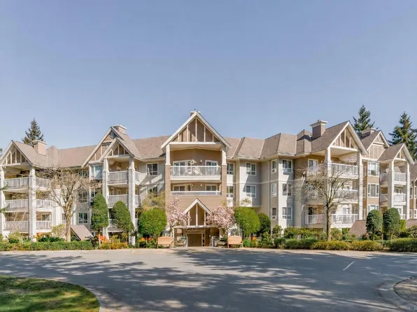 5685 Edgewater Ln #412, Nanaimo, BC V9T 6K3