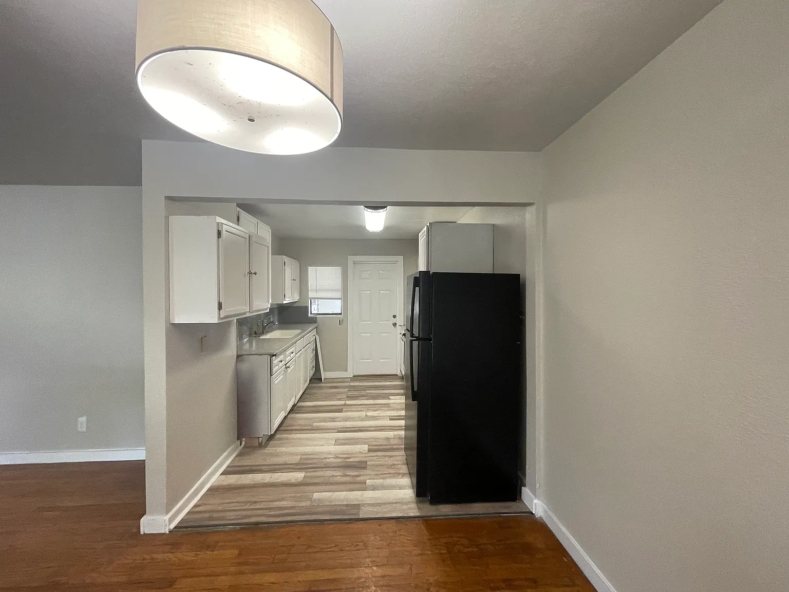 4 bed, 2.0 bath, 1450 sqft, $1,600 — Photo 3