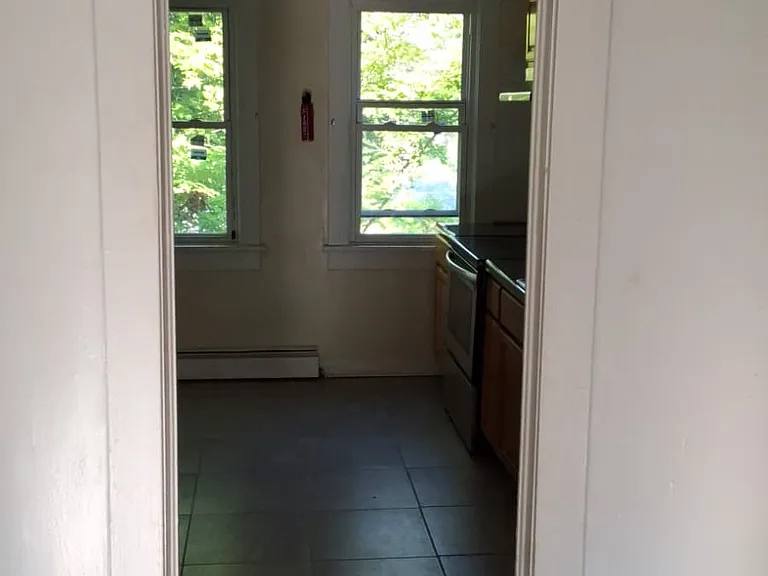 380 Mountaindale Rd #5 — Photo 4