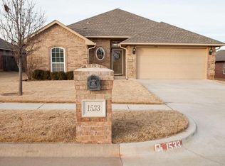 1533 Central Pkwy, Norman, OK 73071