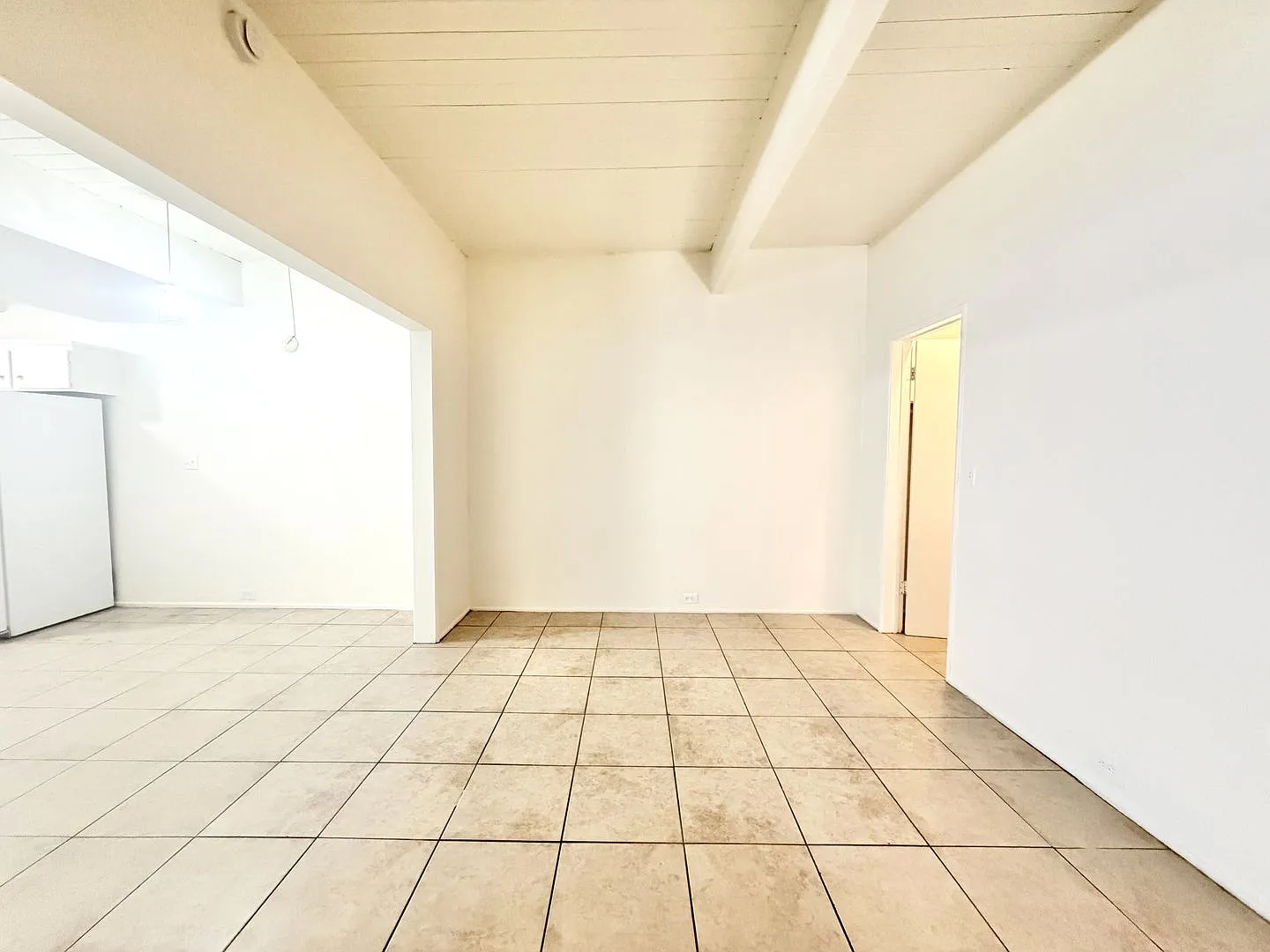 Available Now! Studio / 1 Bathroom Apartment In Palm Springs! — Photo 3