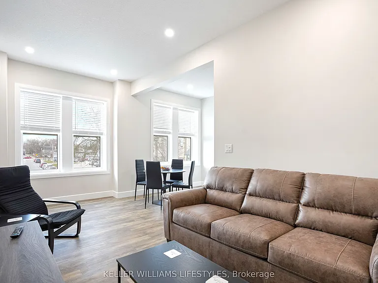 537 Talbot St #4 — Photo 22