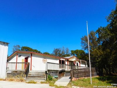 1047 WILD FLOWER, Floresville, TX, 78114