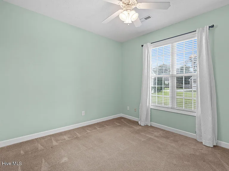 38 Amber Ct — Photo 24