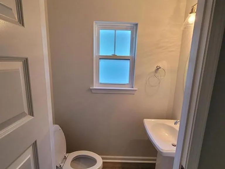 5817 Jasmine Ct — Photo 8
