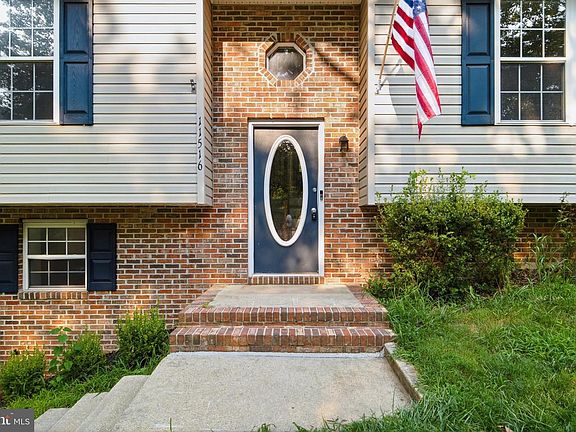 3rd image of 11516 Deadwood Dr